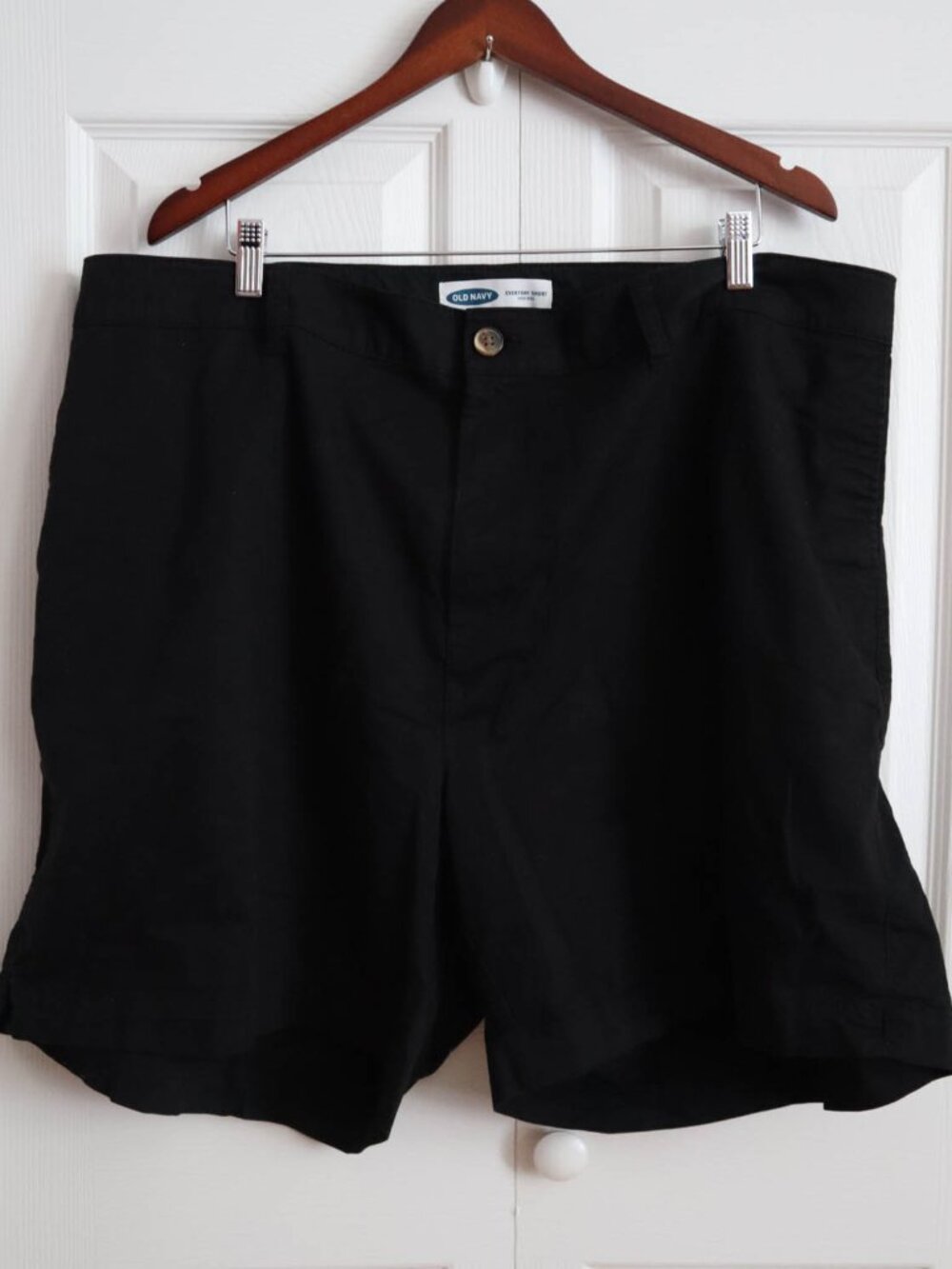 Old Navy Everyday Shorts Plus Size 26 Black Chino Cotton Blend 8" Inseam